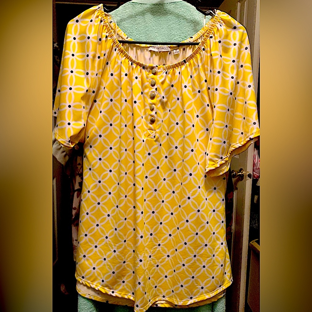 Notations Yellow Buttoned Relaxed Blouse